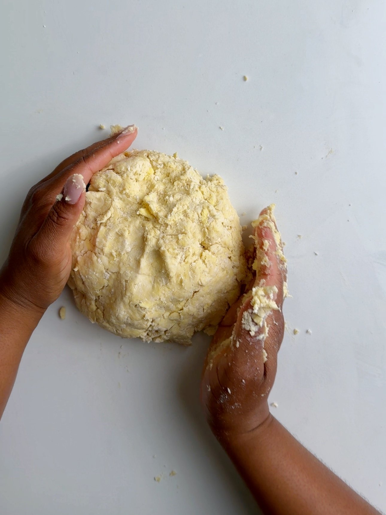Forming the pastry dough into a ball
