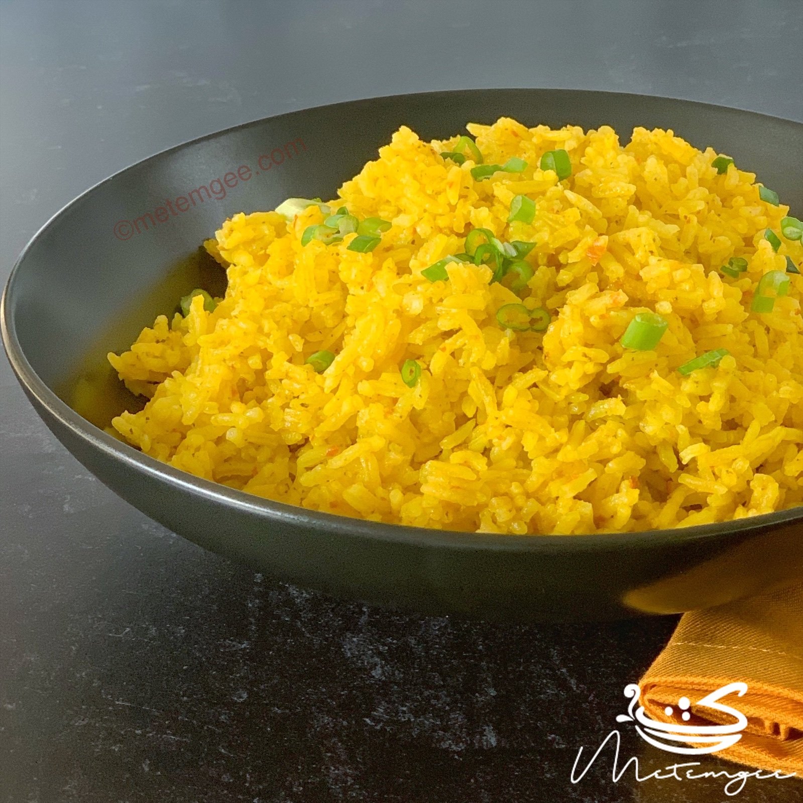 plated yellow rice