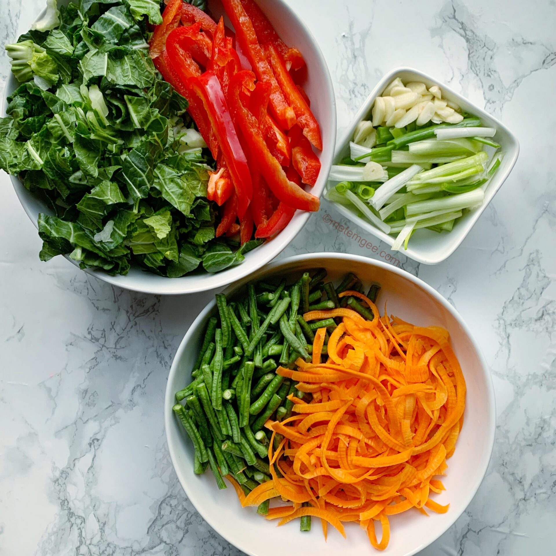 ingredients for vegetable chow mein