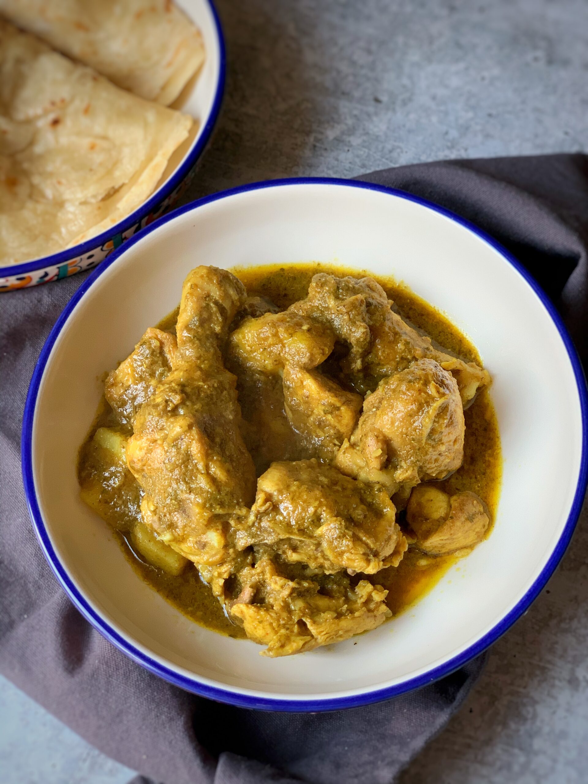 Guyanese Style Chicken Curry - Metemgee