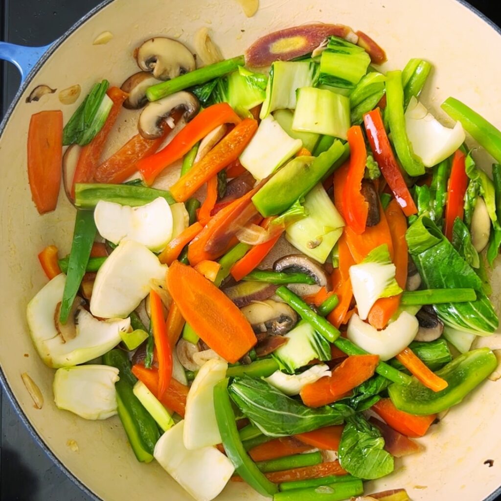 Stir fry veggies in a pot