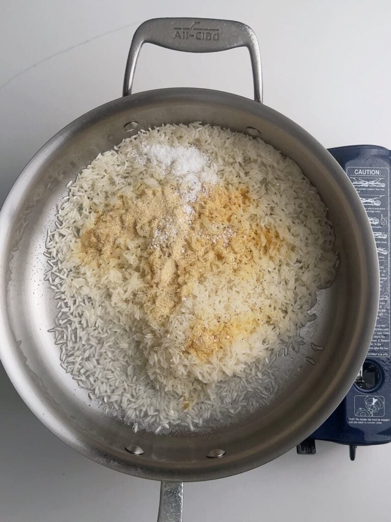 Quick And Easy Coconut Rice - Metemgee